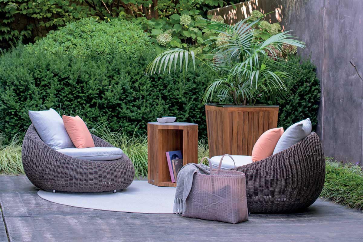 Fioriera da esterno quadrata in teak. Arredamento da giardino esclusivo e lussuoso con consegna gratuita a domicilio.