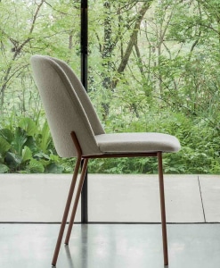 sedia Clo - struttura in metallo finitura rame goffrato - rivestimento in tessuto riciclato bianco