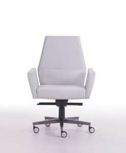 Matteo Nunziati disegna una poltrona da conferenza in pelle per un ufficio di prestigio. Produzione italiana. Vendita online. Consegna gratuita a domicilio.