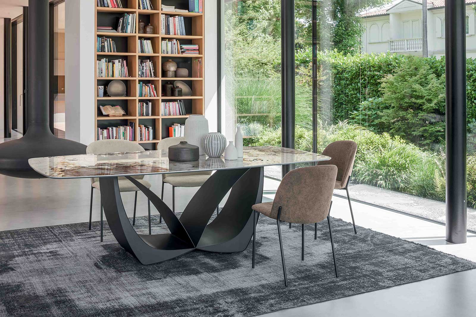 Tavolo da pranzo in ceramica Zeus – design italiano contemporaneo