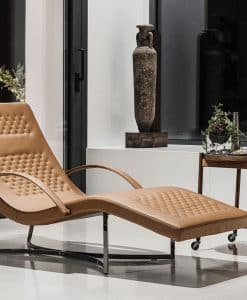 Chaise longue en métal et cuir. Chaises longues design made in italy. Vente en ligne de meubles contemporains hauts de gamme avec livraison gratuite.